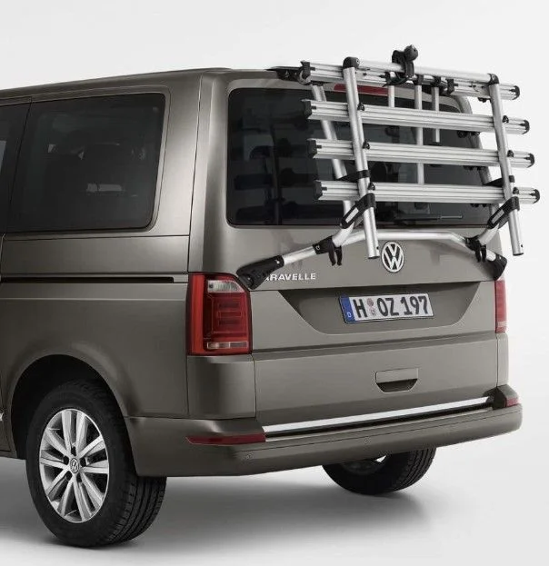 Portabicicletas Volkswagen T6 para portón, 7E0071104