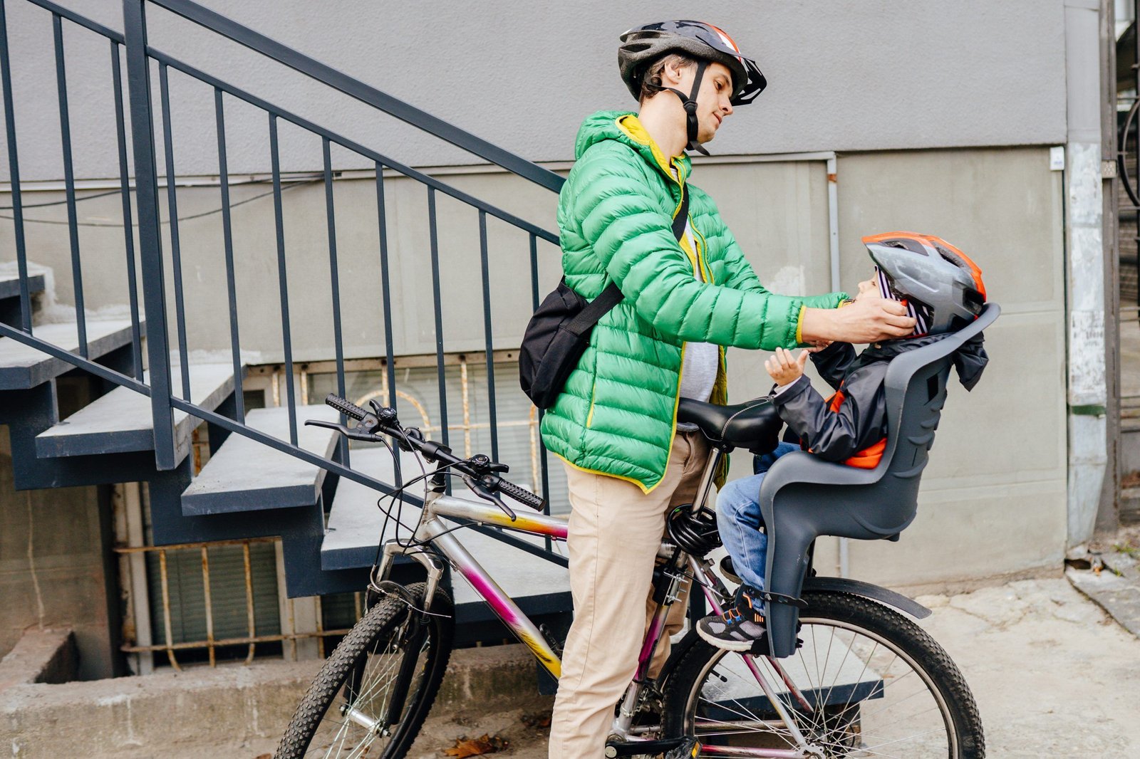Mejores sillas portabebés para bicicletas: tu deporte favorito, tu bebé y  tú ¡Cómodos y seguros!